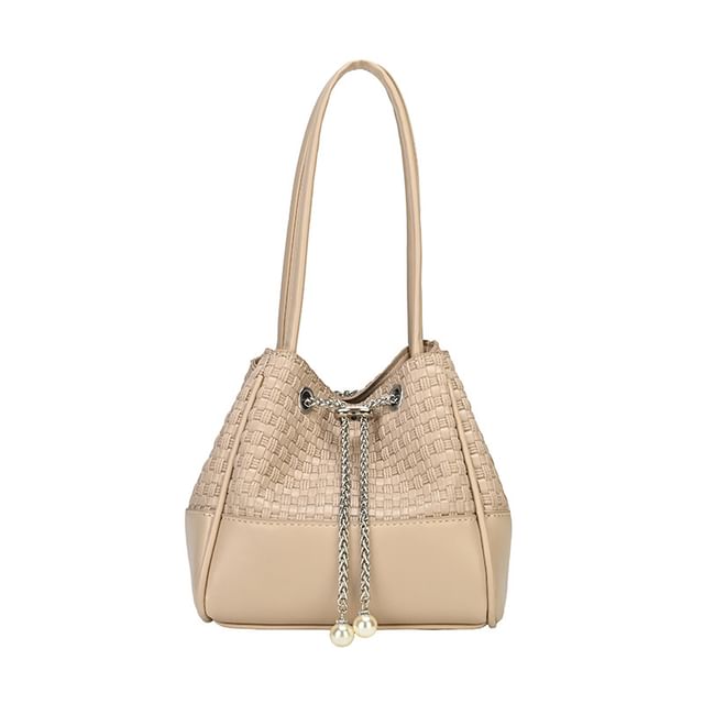 Faux Pearl Drawstring Woven Bucket Bag