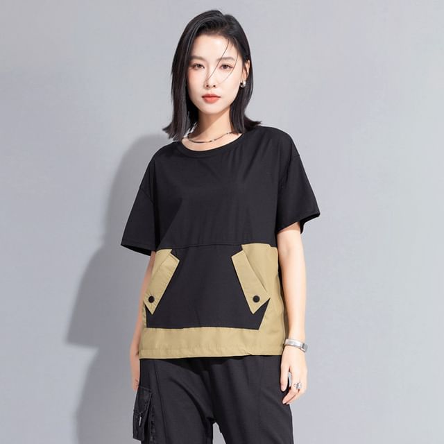 Short-Sleeve Crewneck Paneled Tee