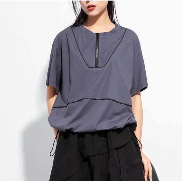 Short-Sleeve Crewneck Half Zip Solid Tee