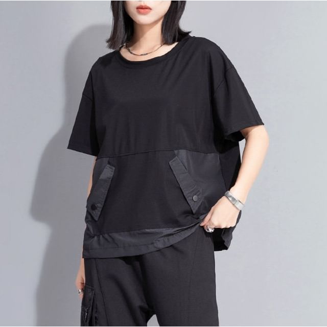 Short-Sleeve Crewneck Paneled Tee