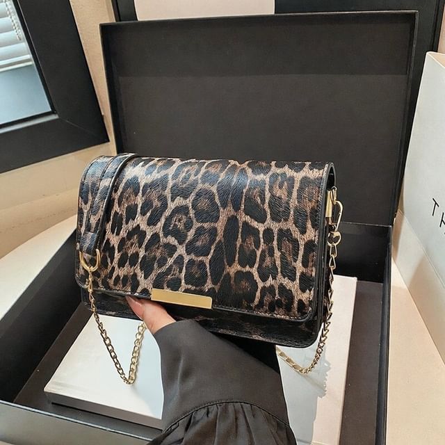 Leopard Print Flap Shoulder Bag