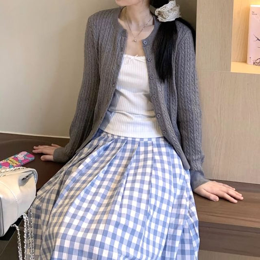 Round Neck Plain Cable Knit Cardigan / Mid Rise Plaid Maxi A-Line Skirt