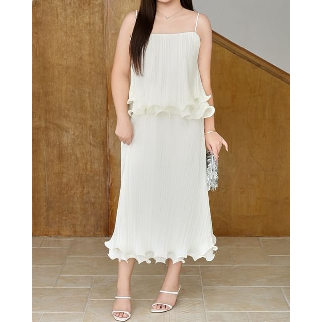 Flowy Solid Camisole & High Waist Maxi Skirt
