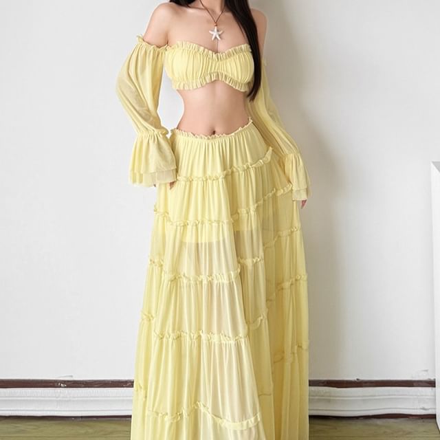 Off-Shoulder Puff-Sleeve Plain Ruffled Cropped Blouse / Low Rise Midi A-Line Tiered Skirt