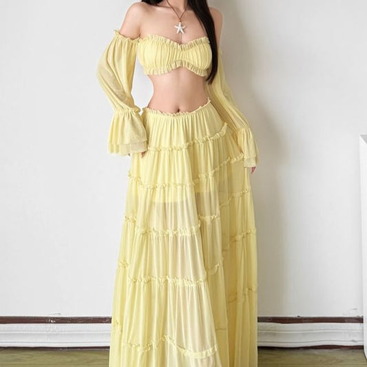 Off-Shoulder Puff-Sleeve Plain Ruffled Cropped Blouse / Low Rise Midi A-Line Tiered Skirt