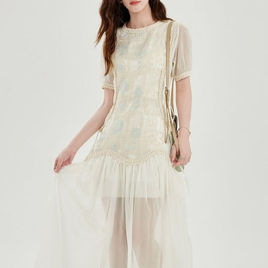 Short-Sleeve Crewneck Lace Maxi A-Line Dress