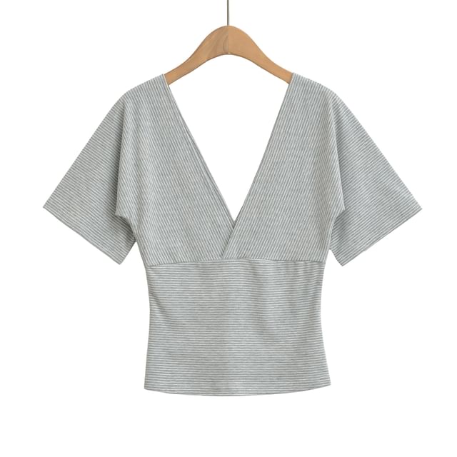 Slim-Fit Striped V-Neck Crop Tee with Short Sleeves