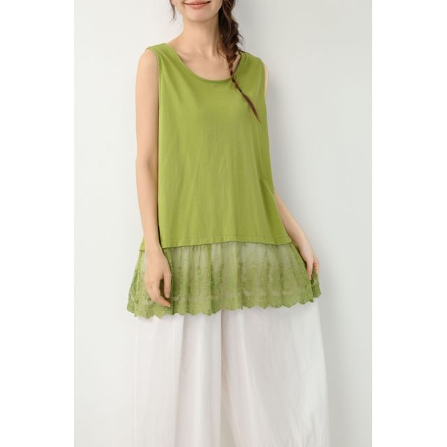Crewneck Lace Panel Sleeveless Top