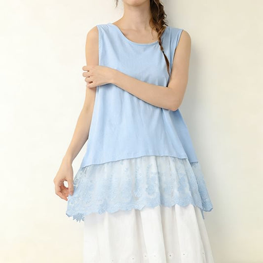 Crewneck Lace Panel Sleeveless Top