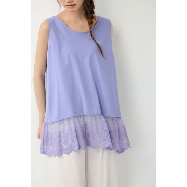 Crewneck Lace Panel Sleeveless Top