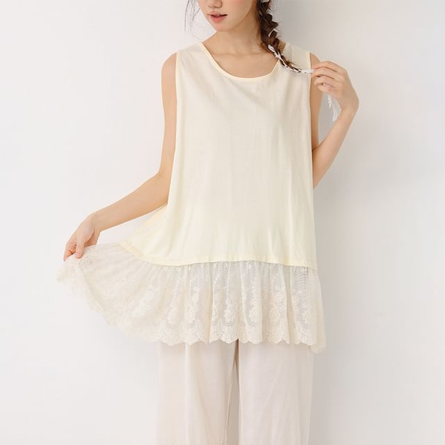 Crewneck Lace Panel Sleeveless Top
