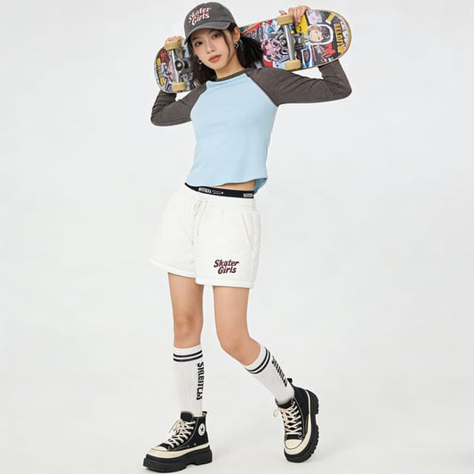Raglan Crewneck Long Sleeve T-Shirt