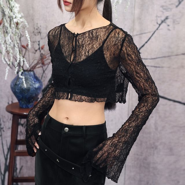 Long Sleeve V-Neck Plain Button Lace Crop Top