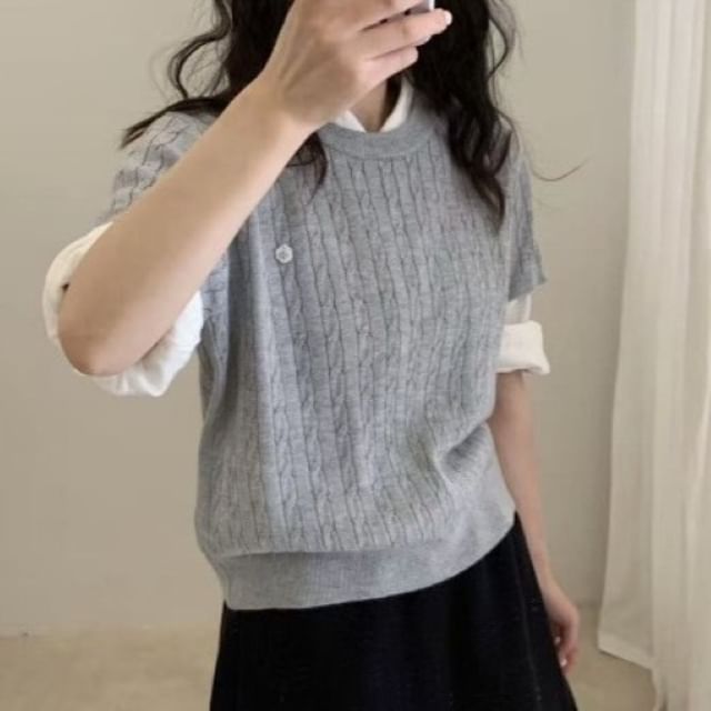 Short-Sleeve Crewneck Plain Knit Top