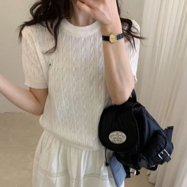 Short-Sleeve Crewneck Plain Knit Top