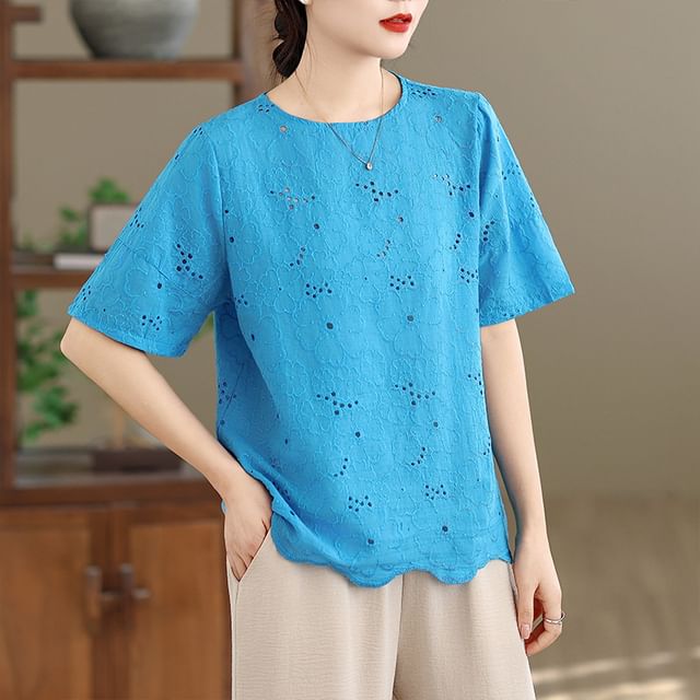 Short-Sleeve Crew Neck Lace Blouse