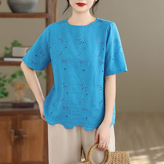 Short-Sleeve Crew Neck Lace Blouse