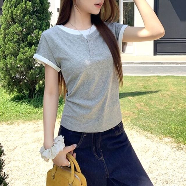 Round Neck Faux Two-Piece Short Sleeve Tee