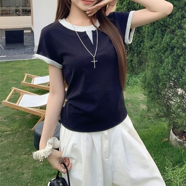 Round Neck Faux Two-Piece Short Sleeve Tee