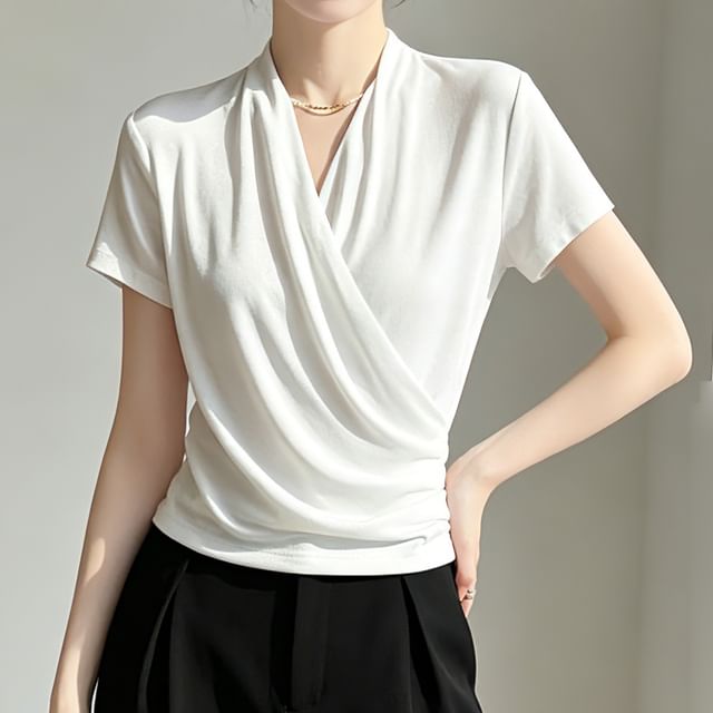 Ruched V-Neck Slim Fit Tee