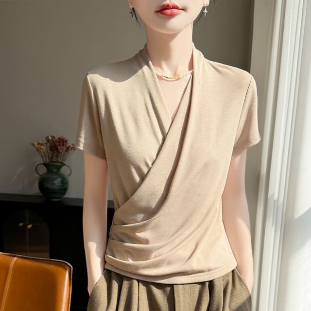 Ruched V-Neck Slim Fit Tee