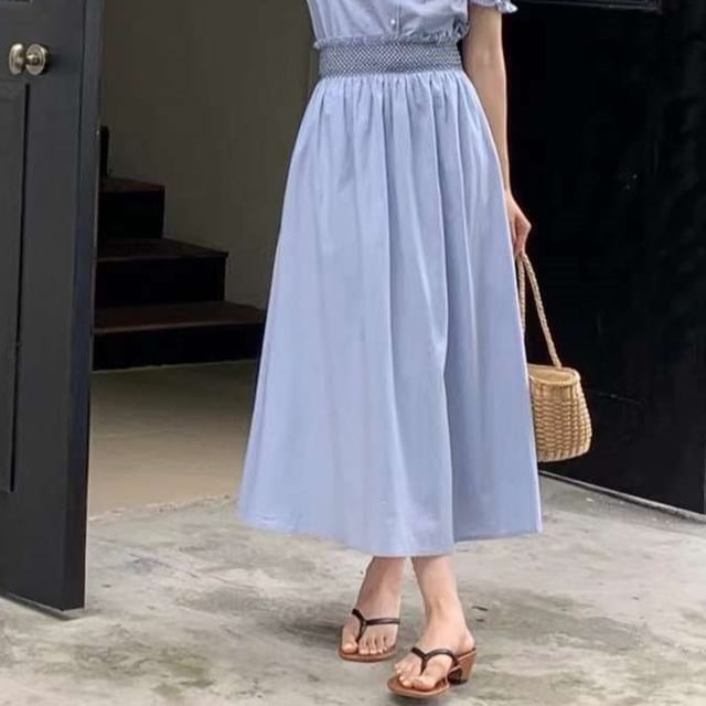 Short-Sleeve Collared Plaid Trim Blouse / Mid Rise Plain Maxi A-Line Skirt