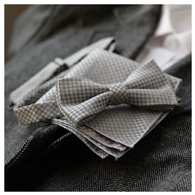 Plaid Bowtie / Tie / Handkerchief / Set