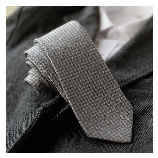 Plaid Bowtie / Tie / Handkerchief / Set