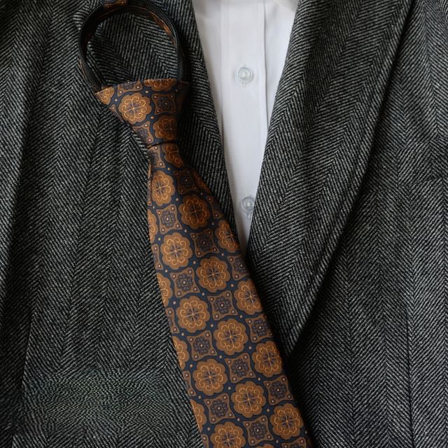 Pre Tied Tie / Tie