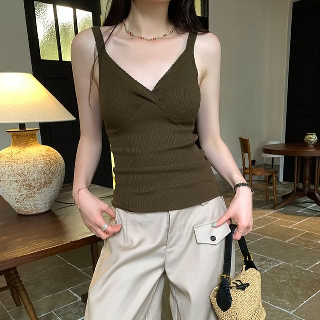 V-Neck Cropped Tank -