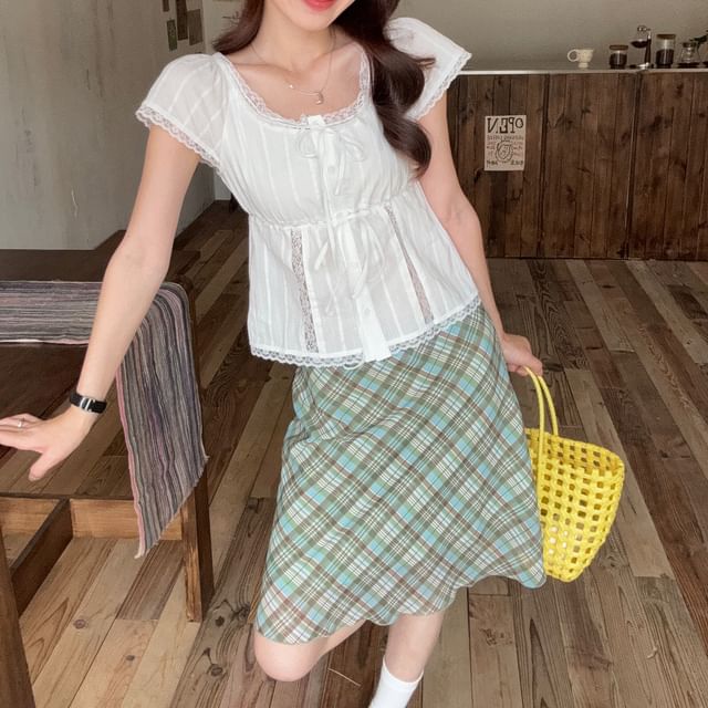 Lace Trim Crop Blouse & Plaid Skirt Set -