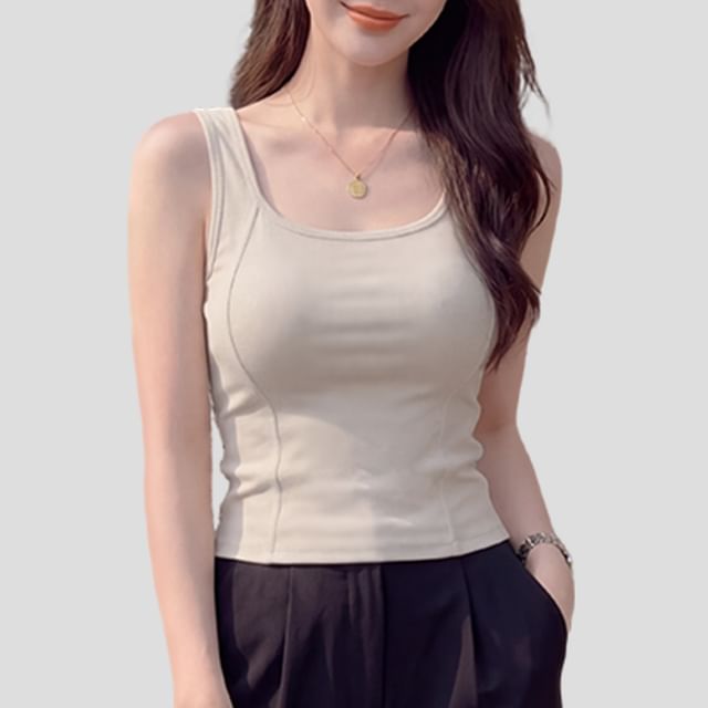 Scoop Neck Sleeveless Tank -