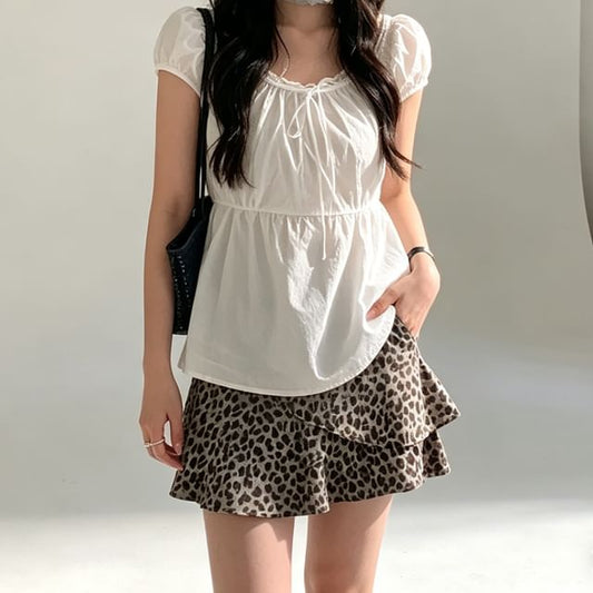 Puff Sleeve Scoop Neck Lace Trim Blouse