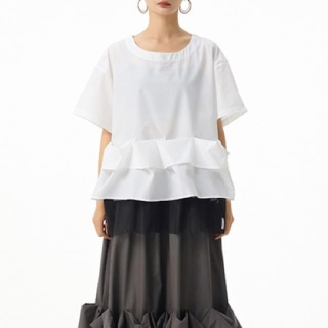 Short Sleeve Round Neck Ruffle Top