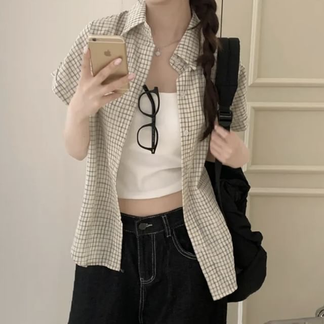 Short Sleeve Collared Plaid Button Up Shirt