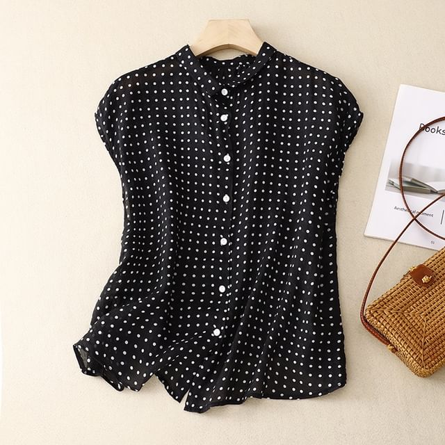 Sleeveless Collared Dotted Button Up Shirt
