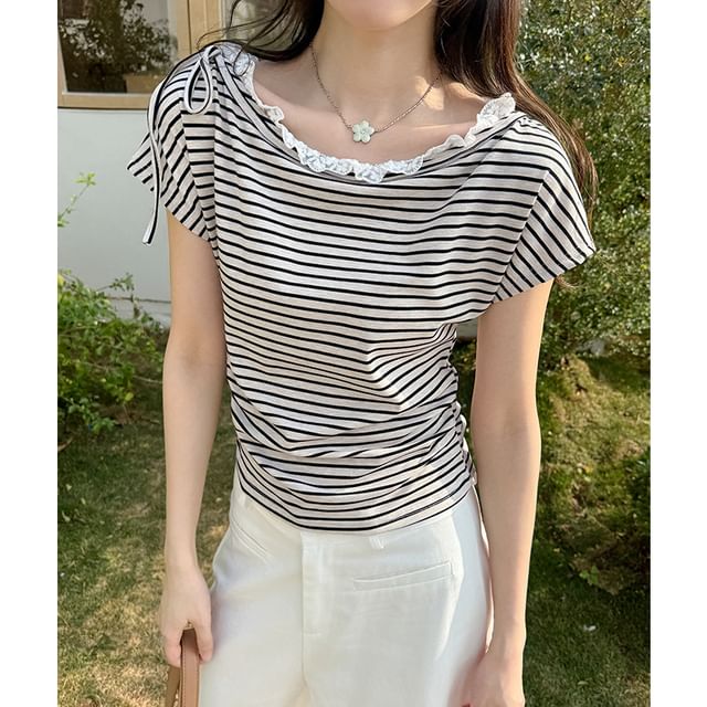 Short-Sleeve Boat Neck Striped Lace Trim Ruched Crop T-Shirt