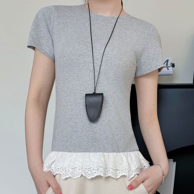 Short-Sleeve Crewneck Lace Hem Plain T-Shirt