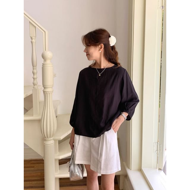 3/4 Sleeve Round Neck Top with Back Slit Detail