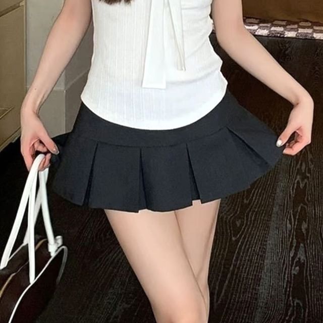 Low Waist Plain Mini Pleated Skirt