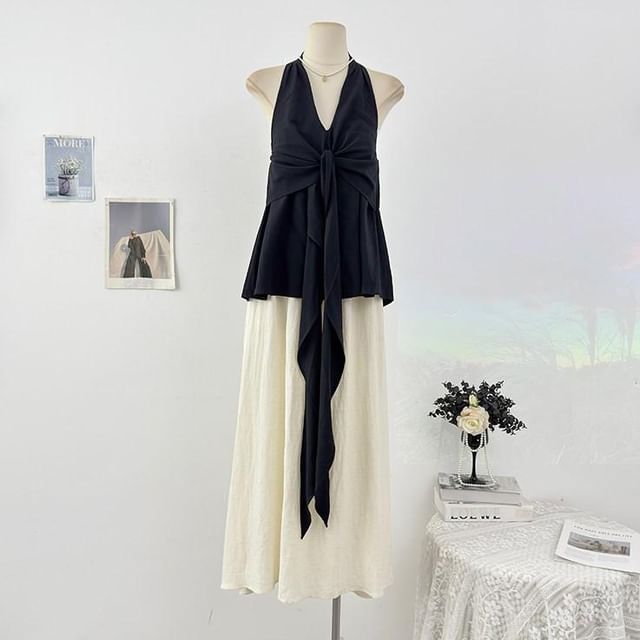 Set: Halter Plain Tie-Up Top + Elastic Waist Melange Maxi A-Line Skirt
