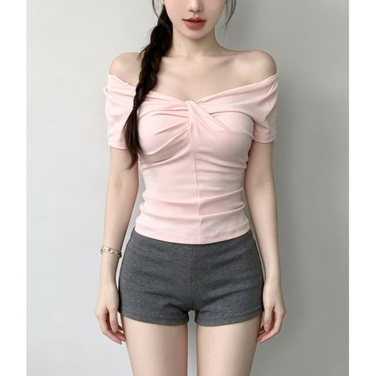 Off-Shoulder Twisted Slim Tee