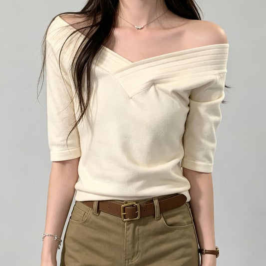 Elbow-Sleeve Off-Shoulder Slim Tee