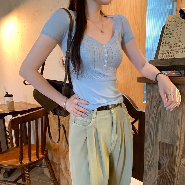 V-Neck Short Sleeve Perforated Slim Crop Knit Top