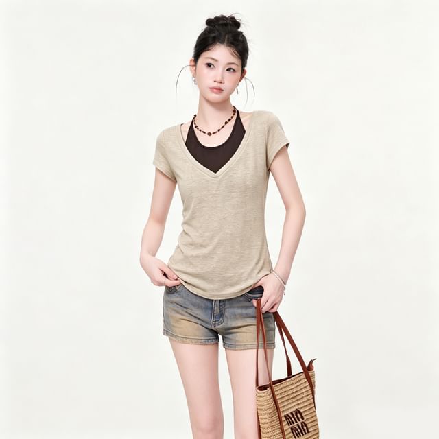 Set: Short Sleeve V-Neck Plain Slim-Fit T-Shirt + Halter Neck Tank Top