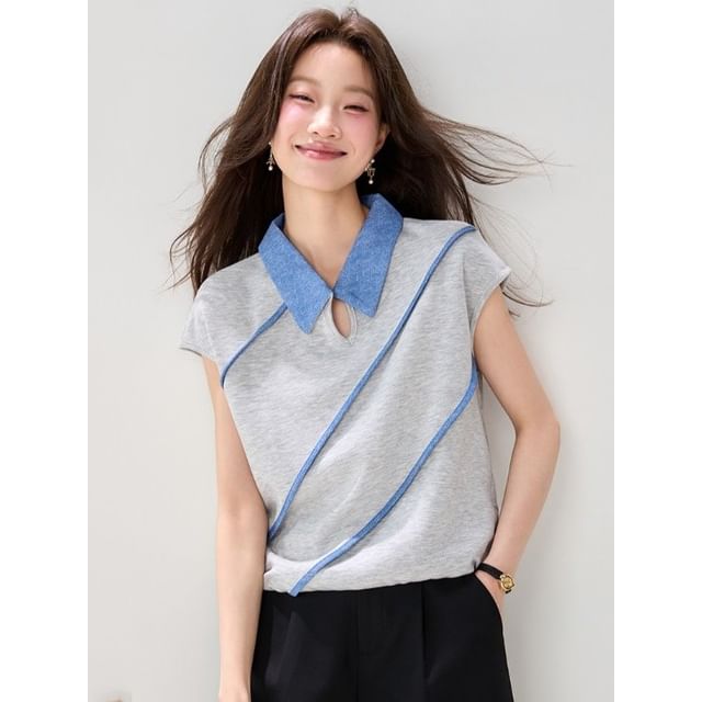 Contrast Trim Collared Cutout Short Sleeve T-Shirt