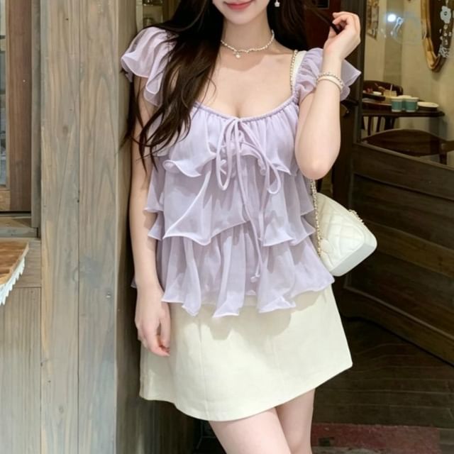 Scoop Neck Ruffle Trim Top, Sleeveless, Solid
