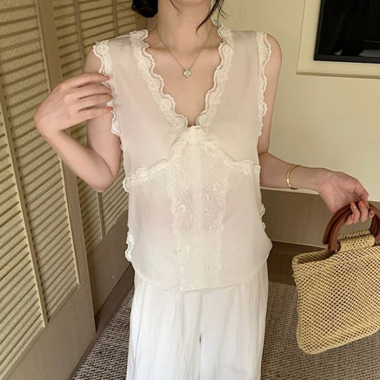 Lace Trim V-Neck Sleeveless Blouse