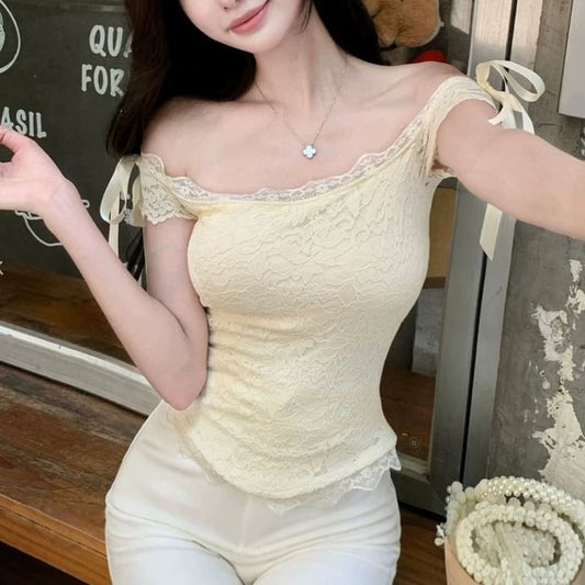 Bow Lace Off-Shoulder Sleeveless Top