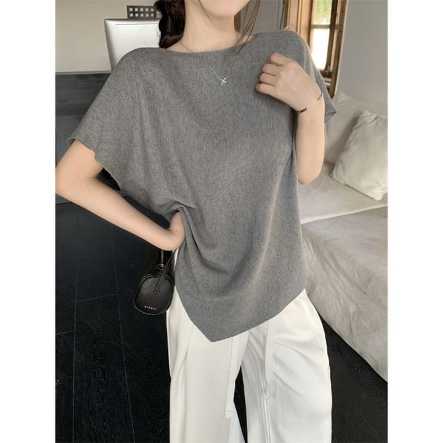 Short Off-Shoulder Knit Top